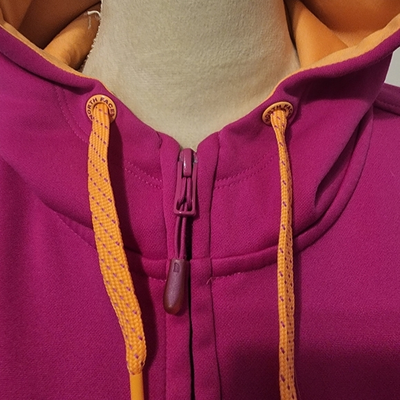 The North Face hoody - Picture 6 of 10